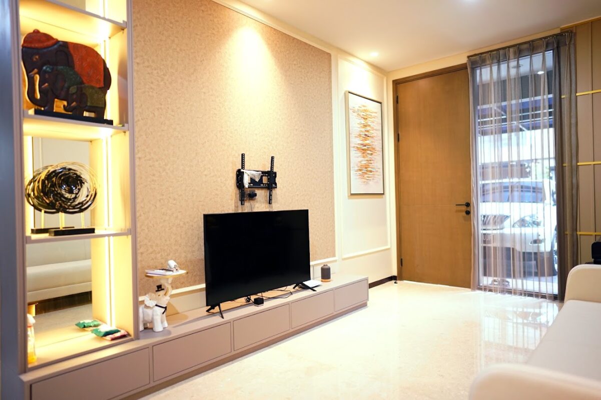 DE RESIDENCE - KAZUMI @ZORA BSD 7